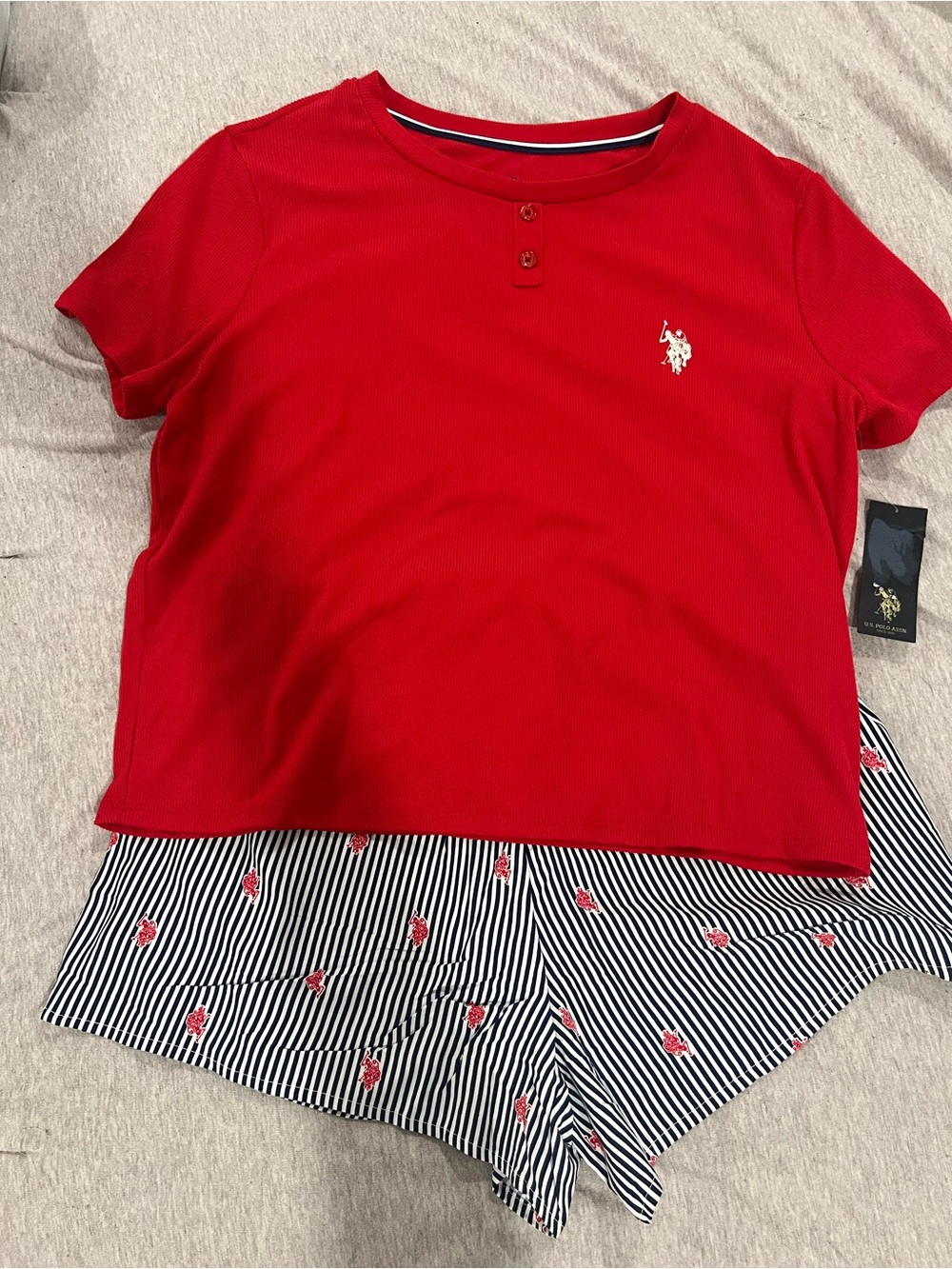 U.S. Polo Assn. ' Red Short Sleeve Henley Top with shorts set Size  M